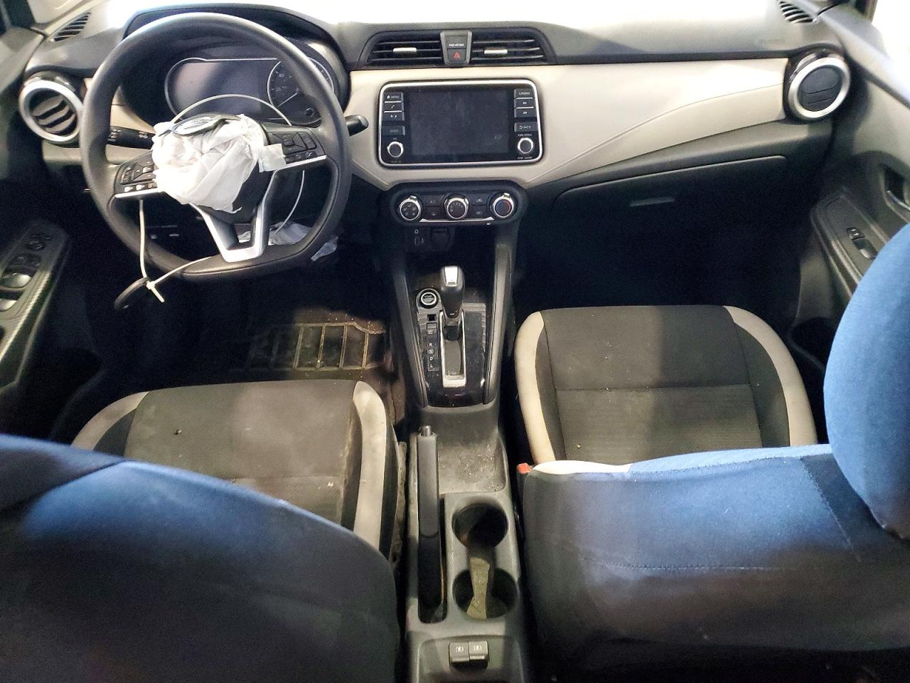 Nissan Versa Sv