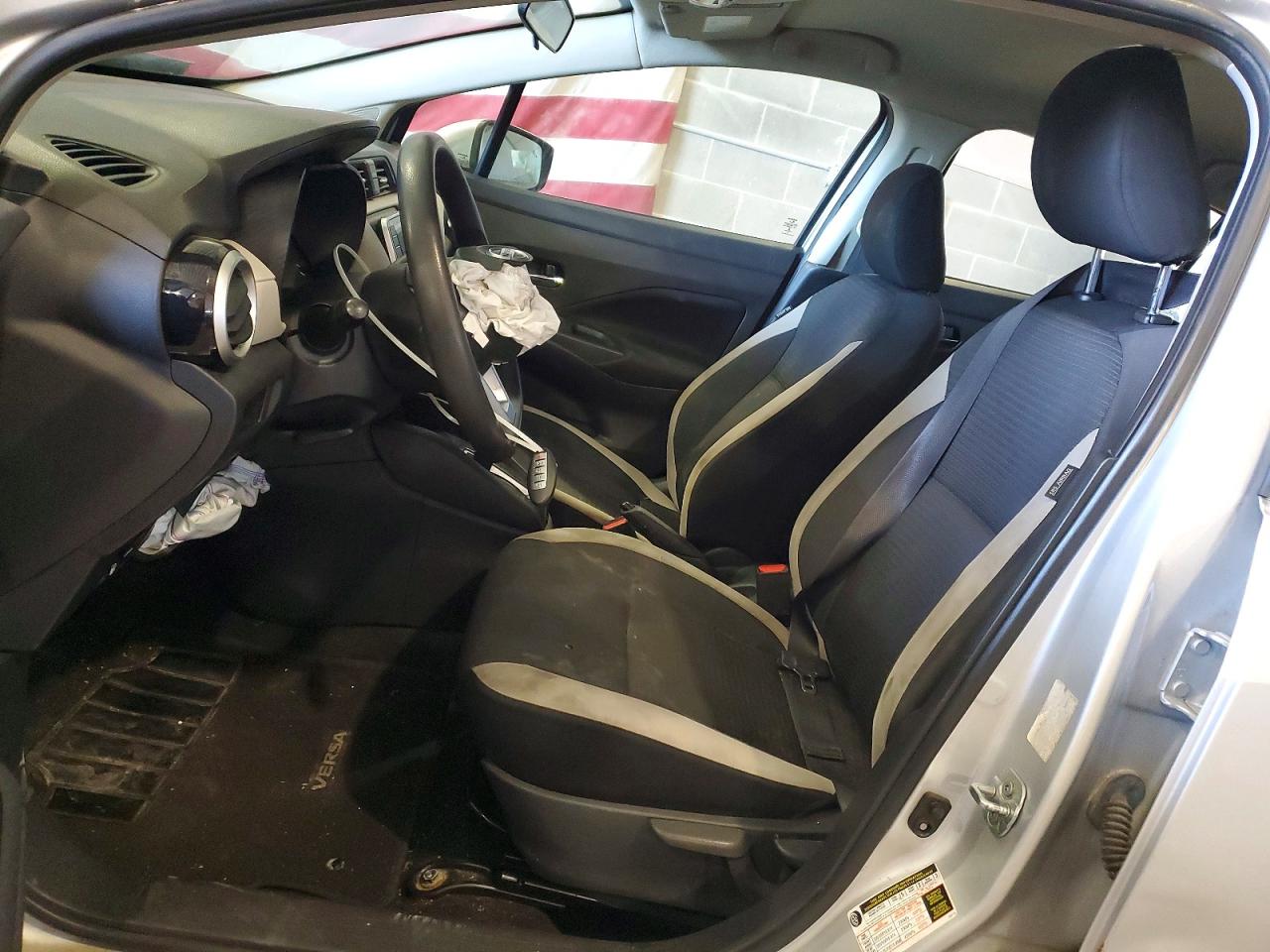 Nissan Versa Sv