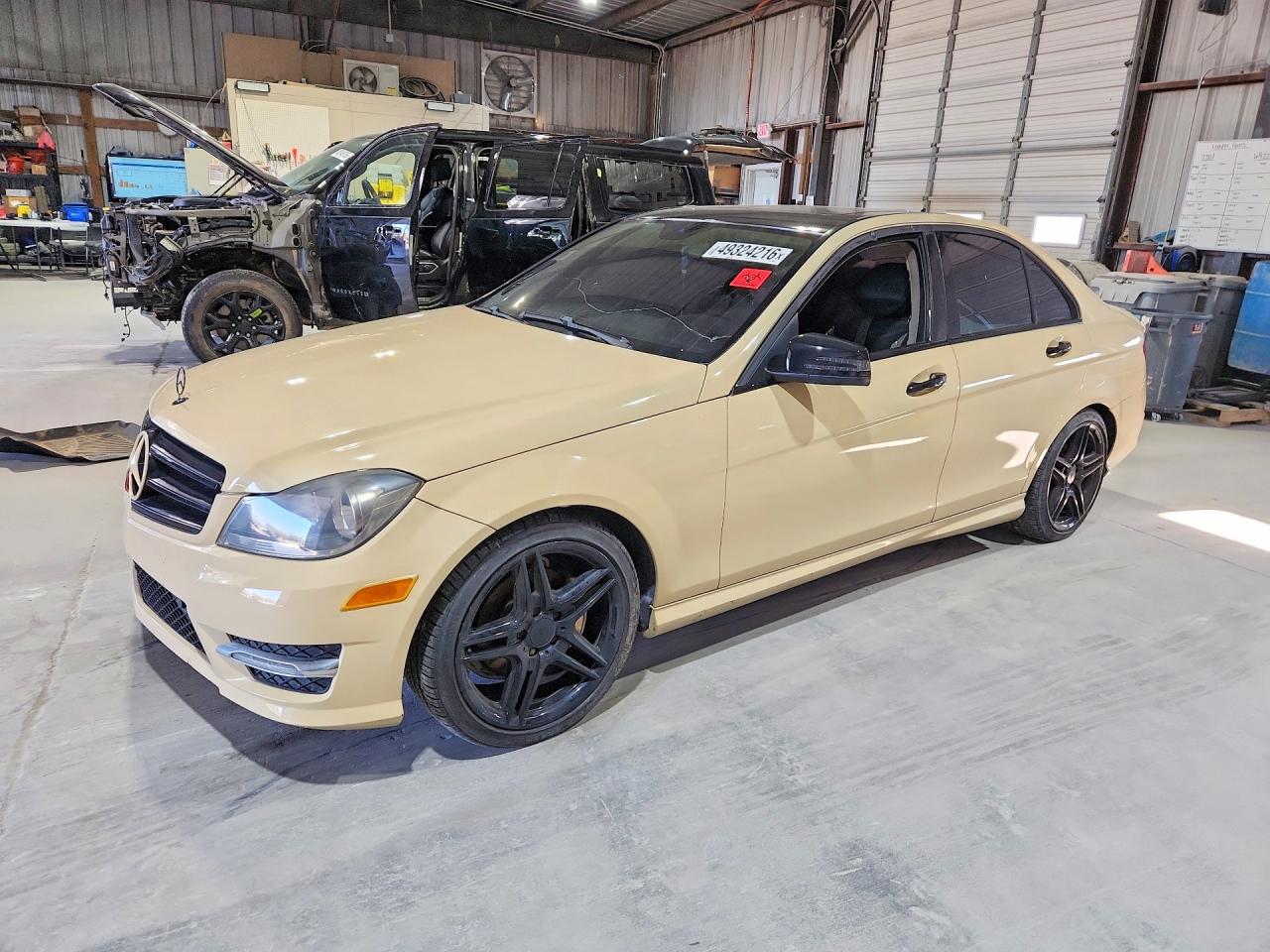 Salvage Mercedes-Benz C-Class Image