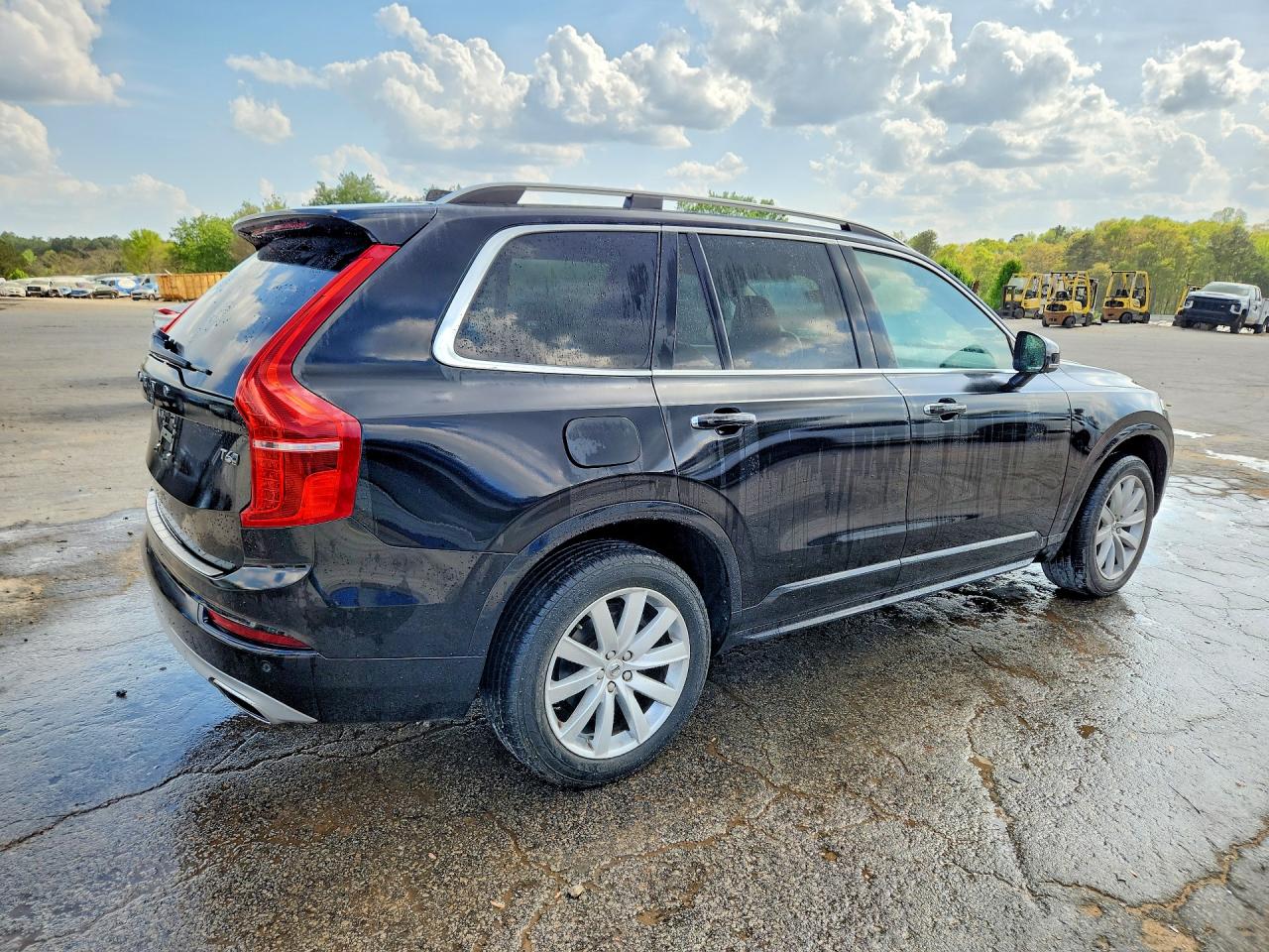Volvo XC90 T6