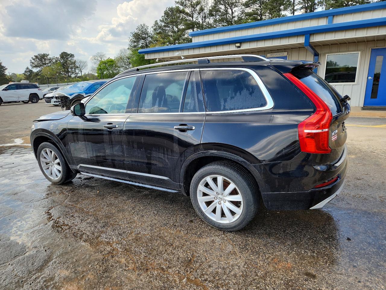 Volvo XC90 T6