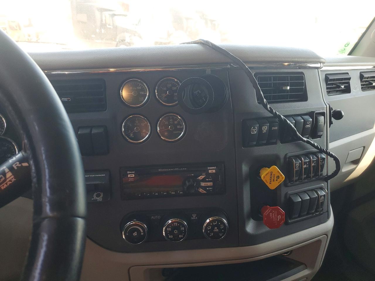 Peterbilt 579