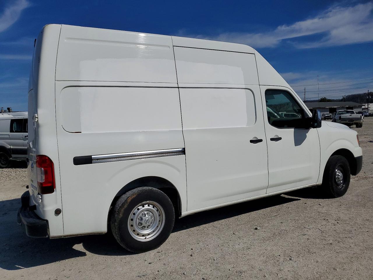 Nissan Nv 2500