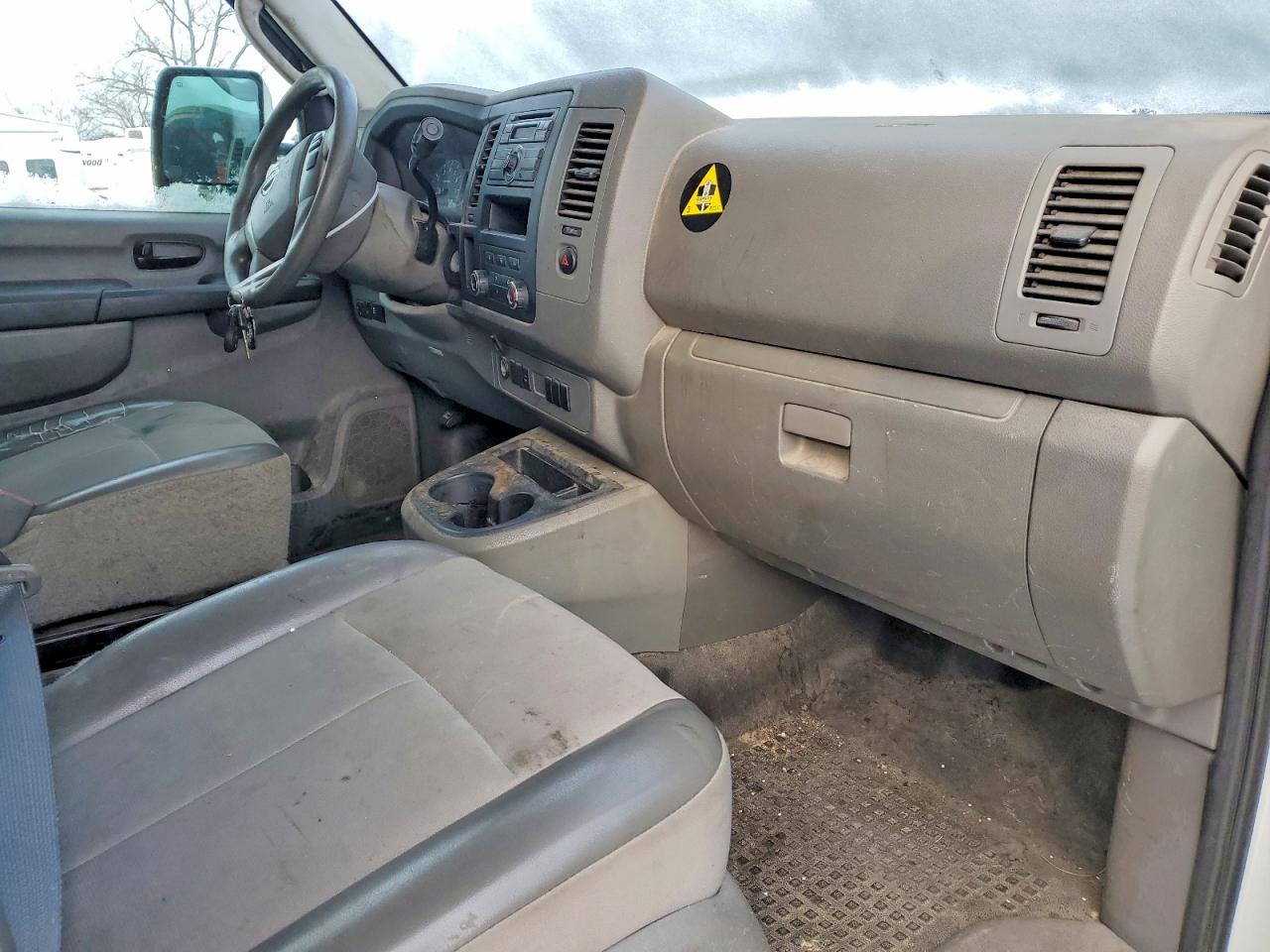 Nissan Nv 2500