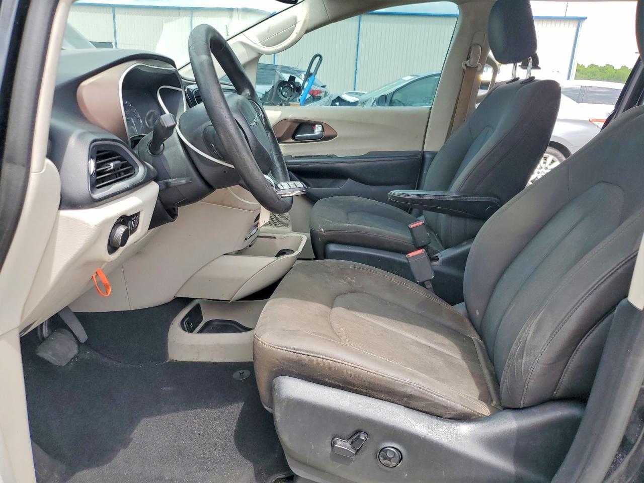 Chrysler Pacifica Lx