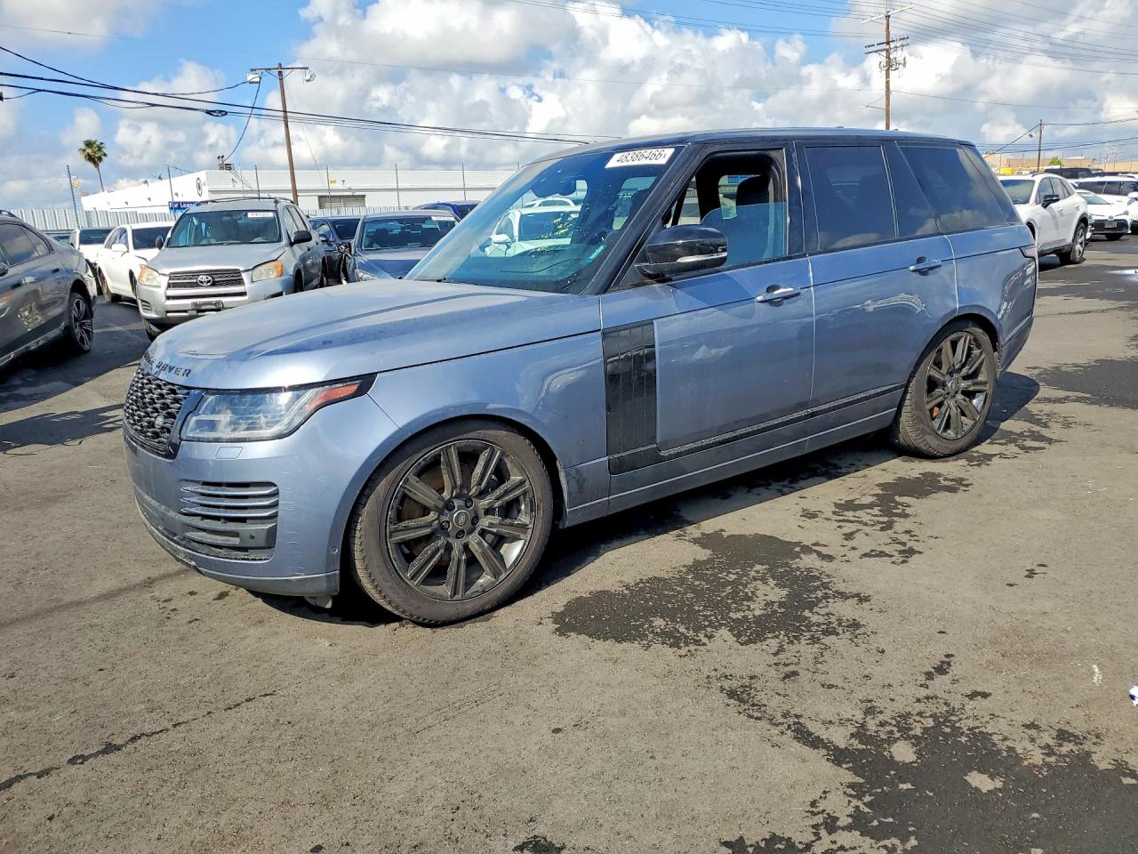 Salvage Land Rover Range Rover Image