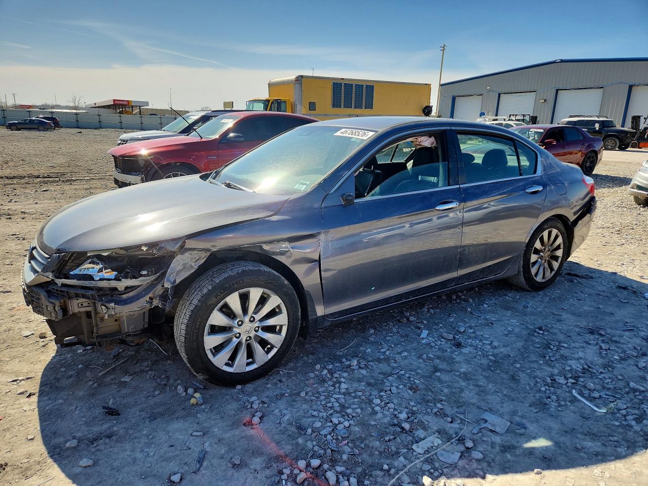 Salvage Honda Accord Image