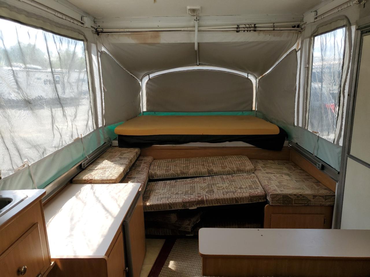 Fleetwood Travel Tra
