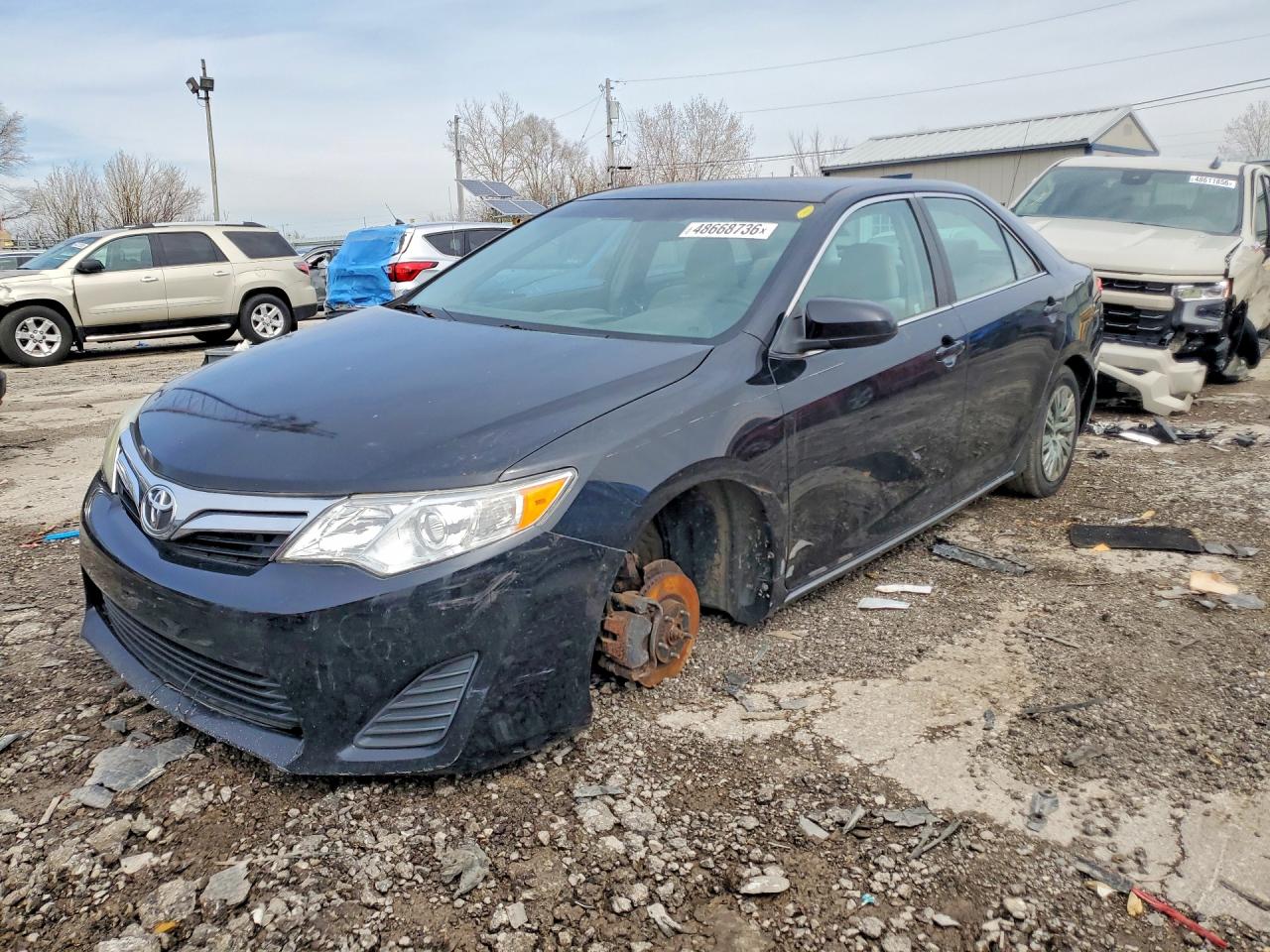 Salvage Toyota Camry Image