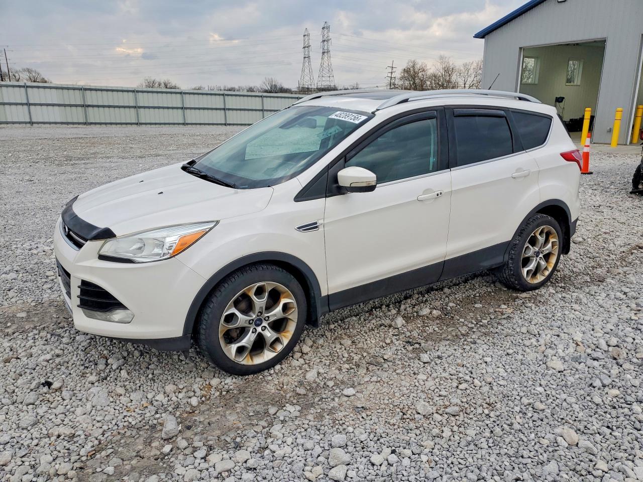Salvage Ford Escape Image
