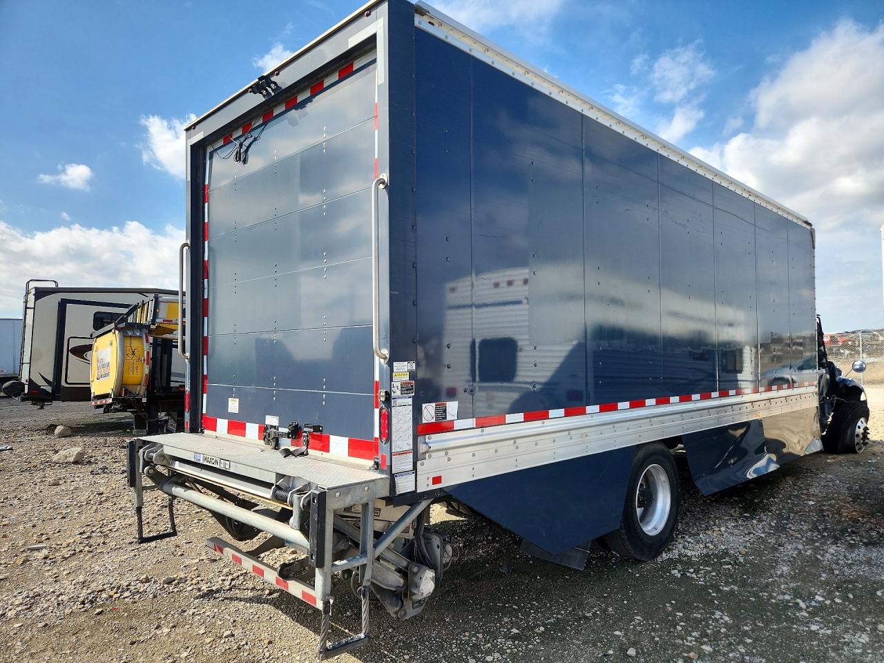 Freigliner M2 106 Medium Duty