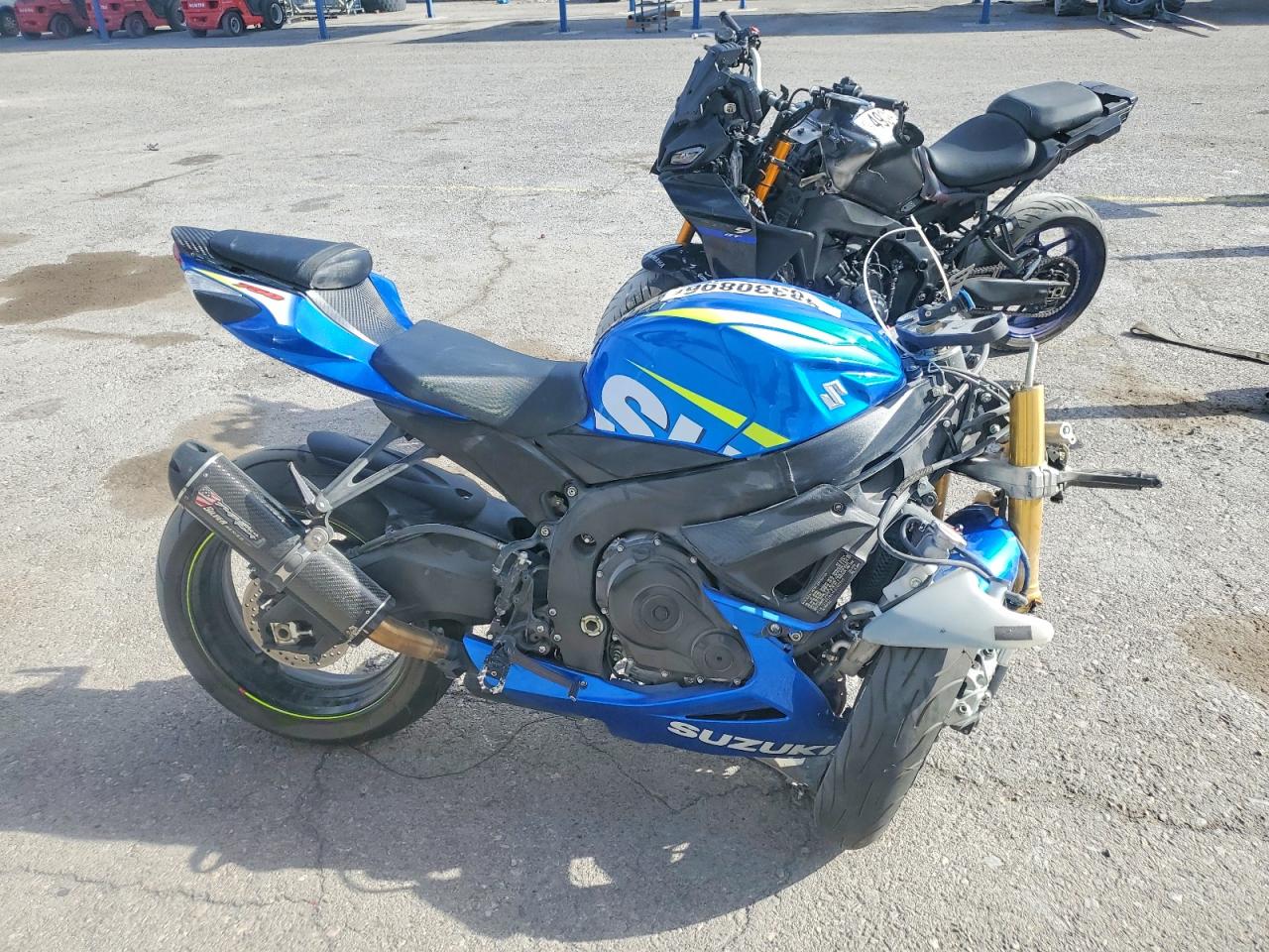 Salvage Suzuki Gsxr750 Image