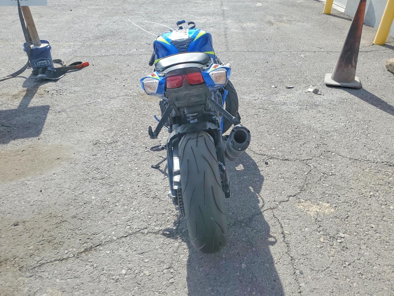 Suzuki Gsxr750