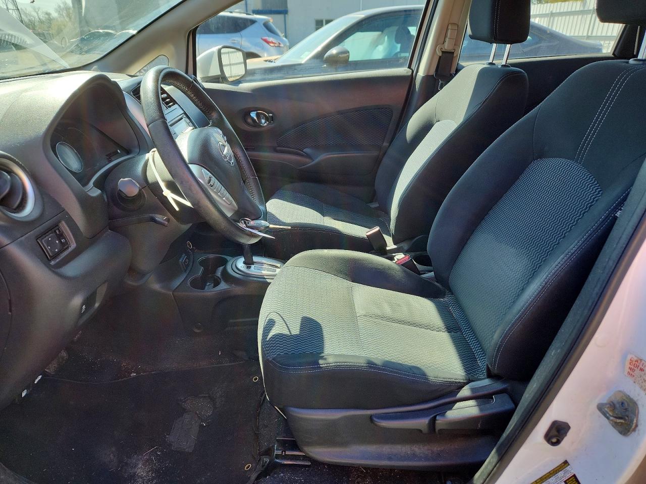 Nissan Versa Sv