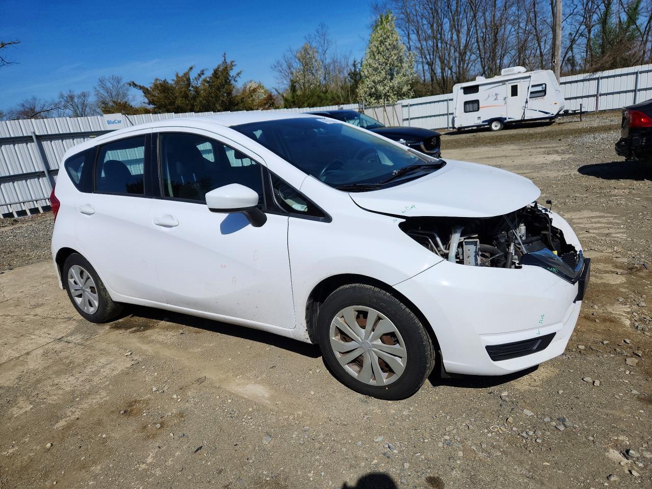 Nissan Versa Sv