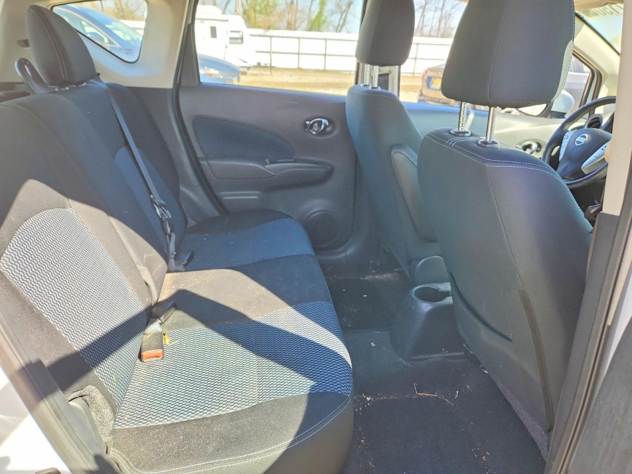 Nissan Versa Sv