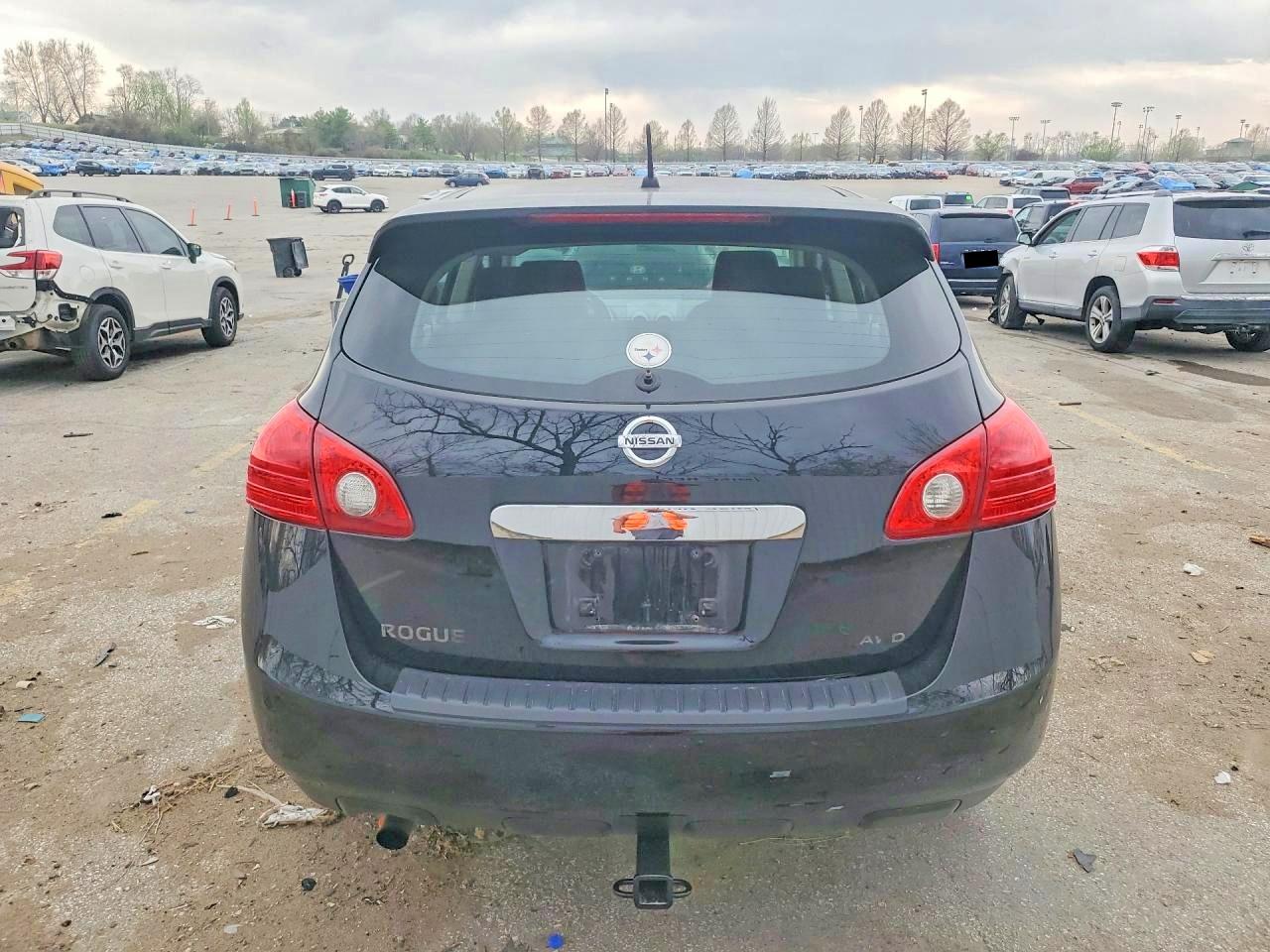 Nissan Rogue S