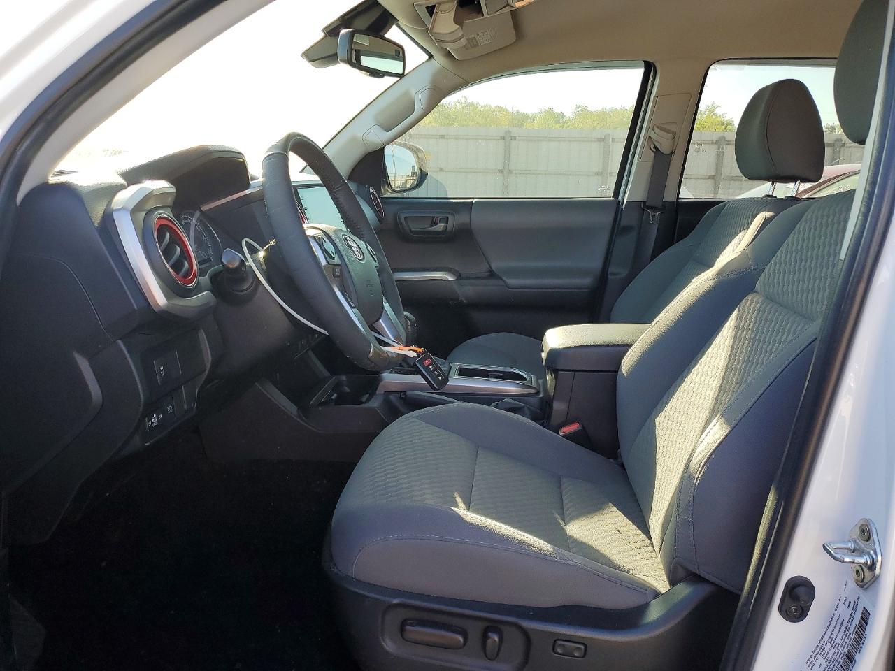 Toyota Tacoma Sr5 V6