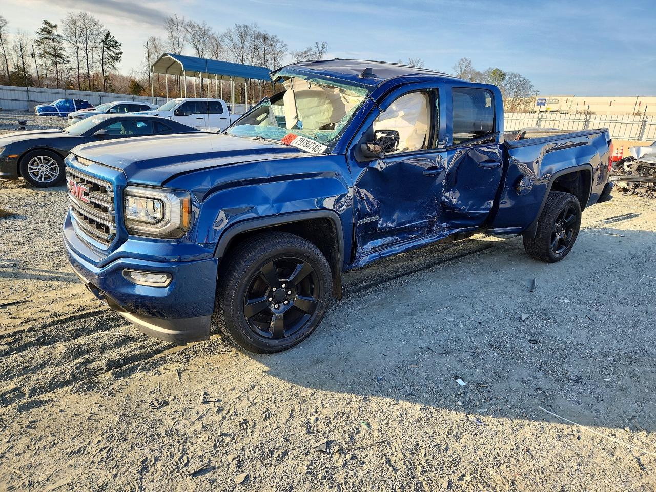 Salvage GMC Sierra Image