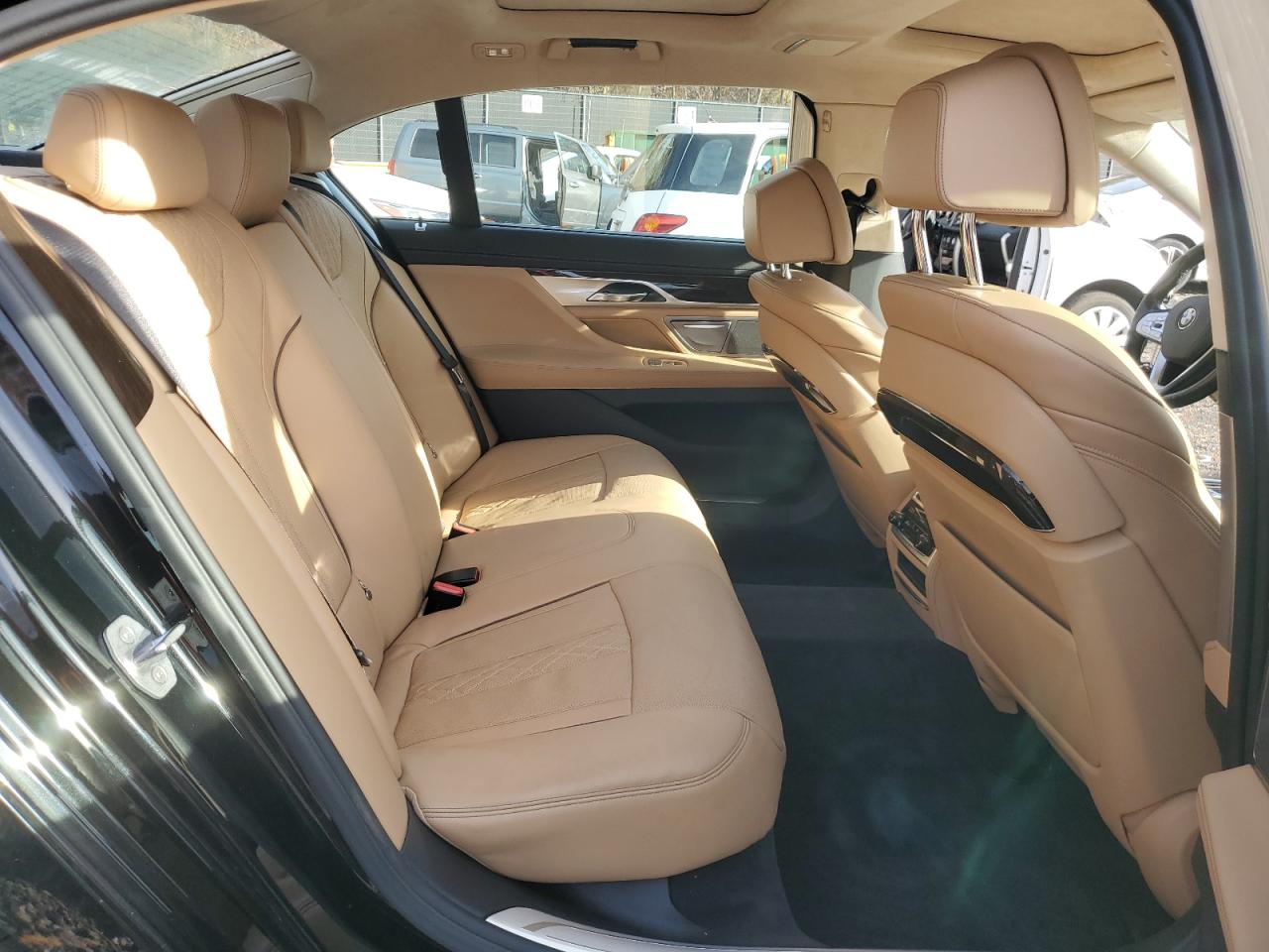 BMW 7 Series Xi