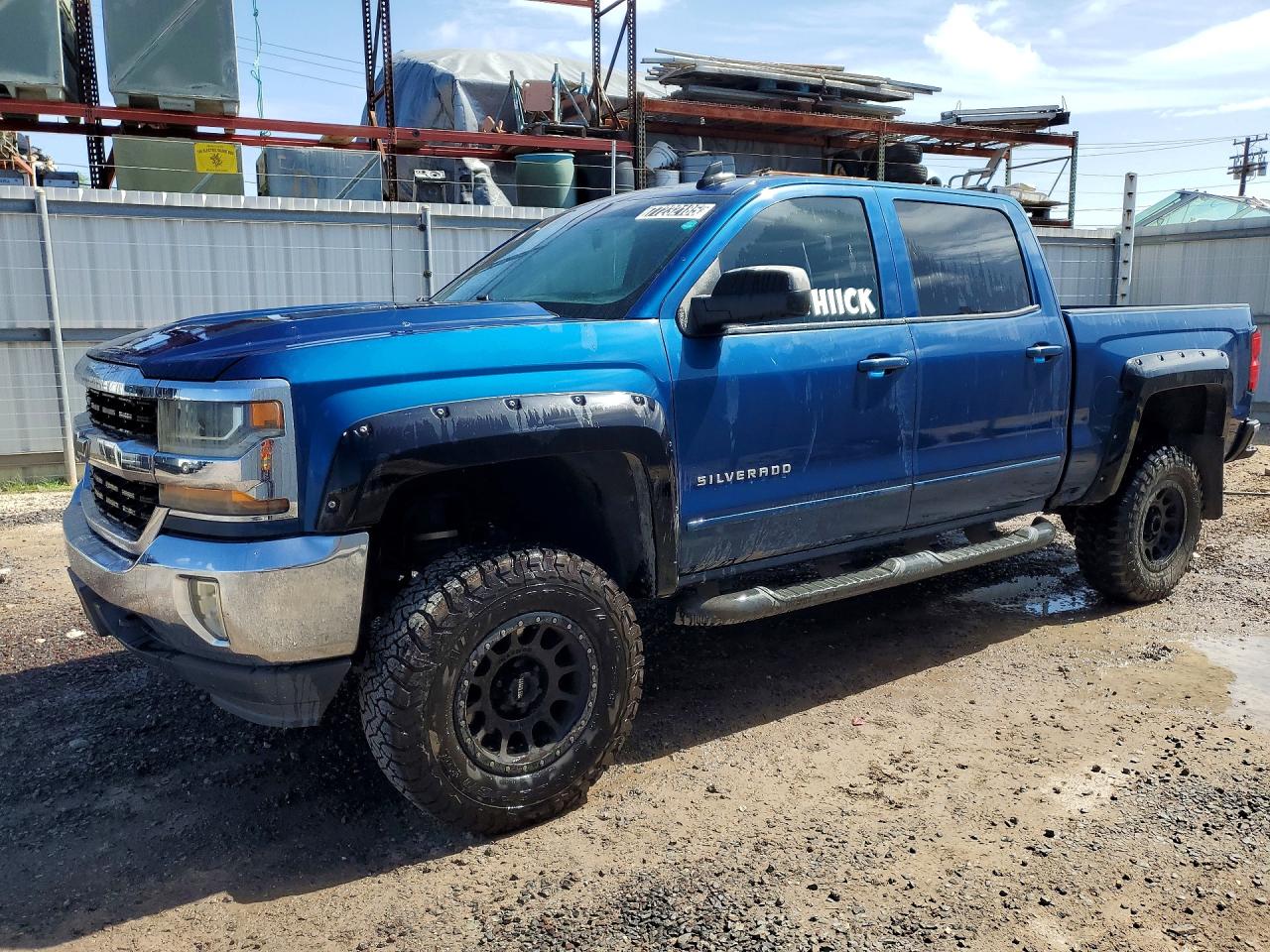 Salvage Chevrolet Silverado Image