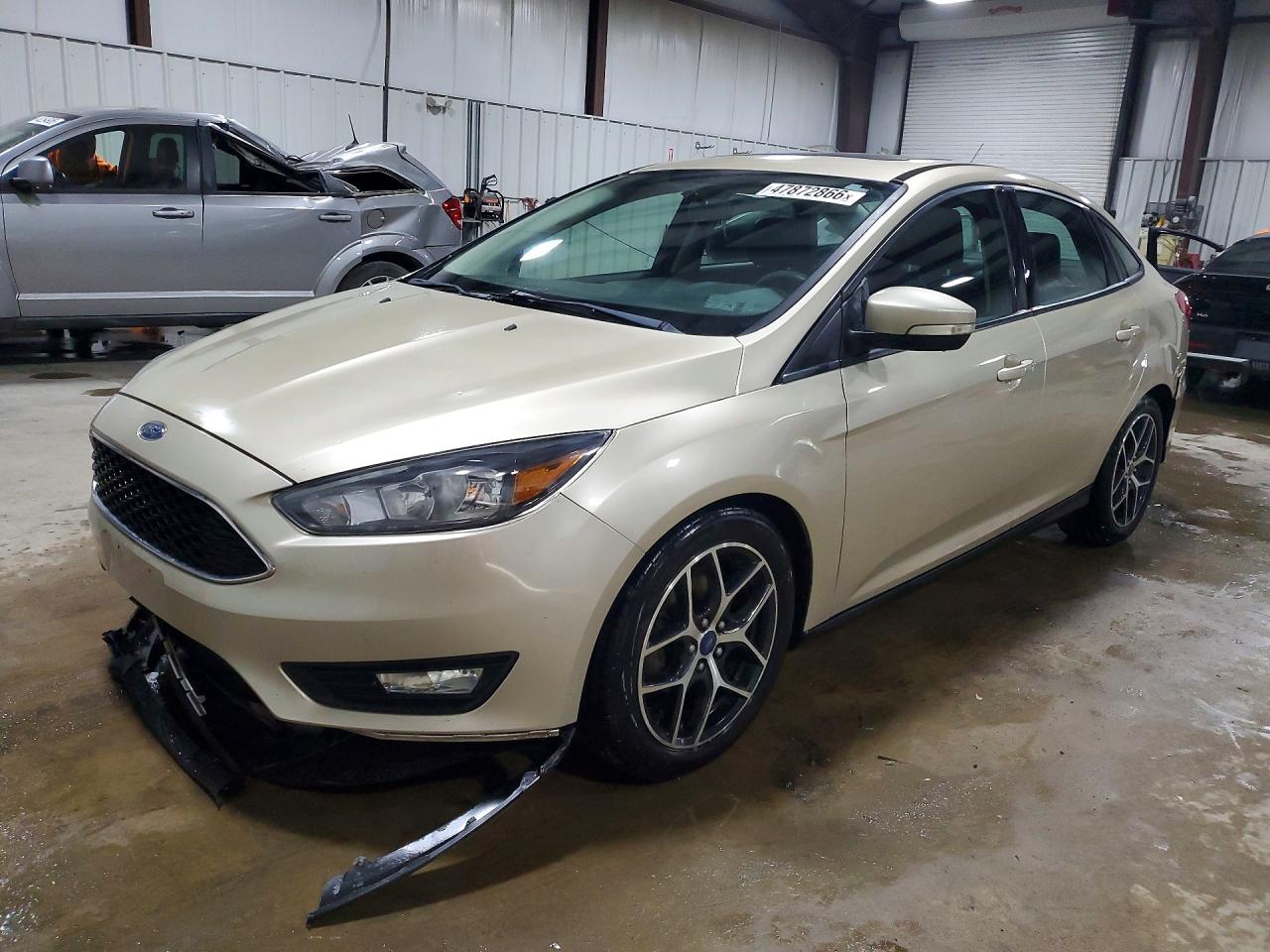 Salvage Ford Focus Image