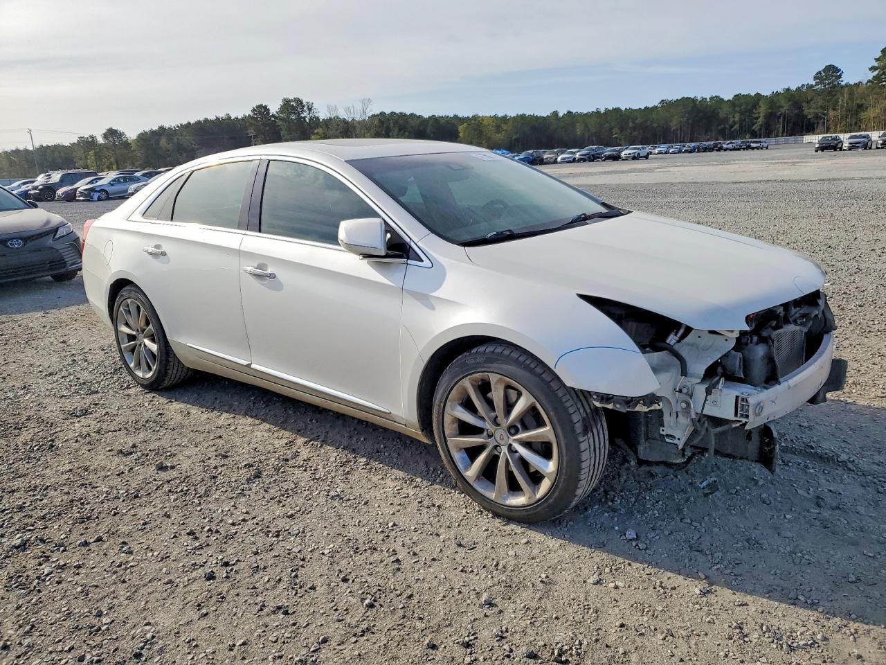 Cadillac XTS Luxury Collection