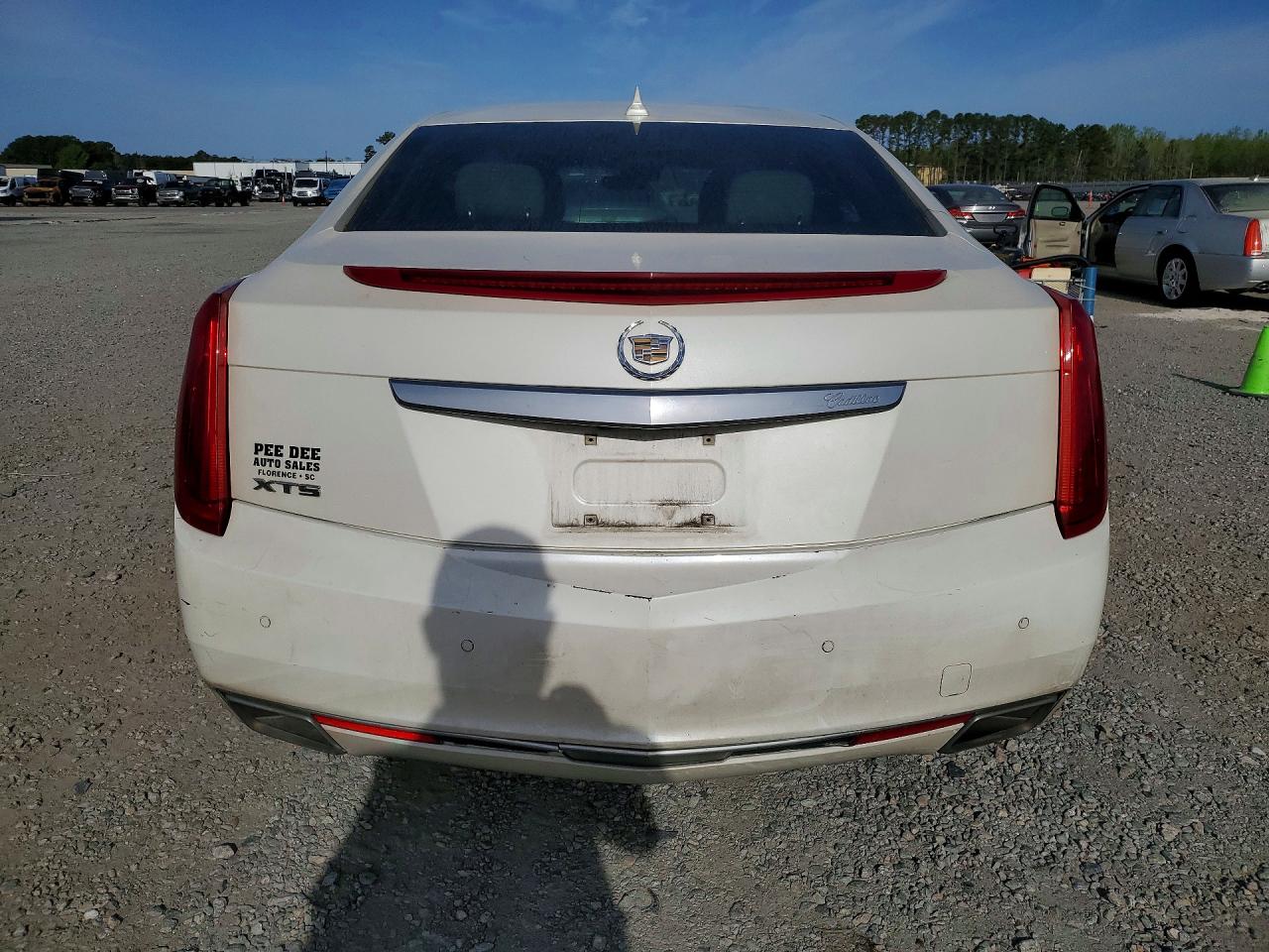 Cadillac XTS Luxury Collection