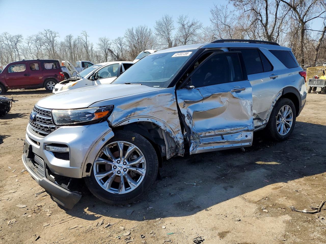 Salvage Ford Explorer Image