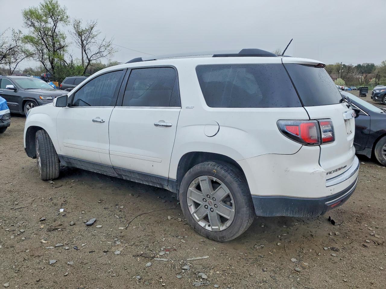 GMC Acadia Slt-2