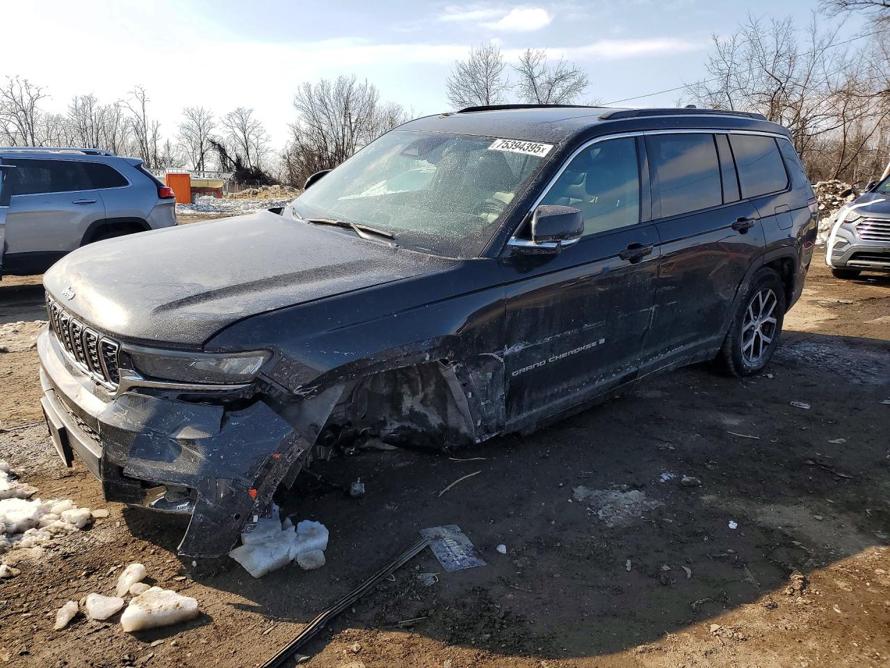 Salvage Jeep Grand Cherokee Image
