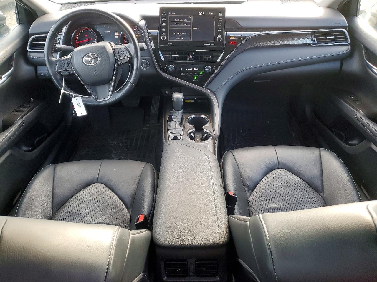 Toyota Camry Xse