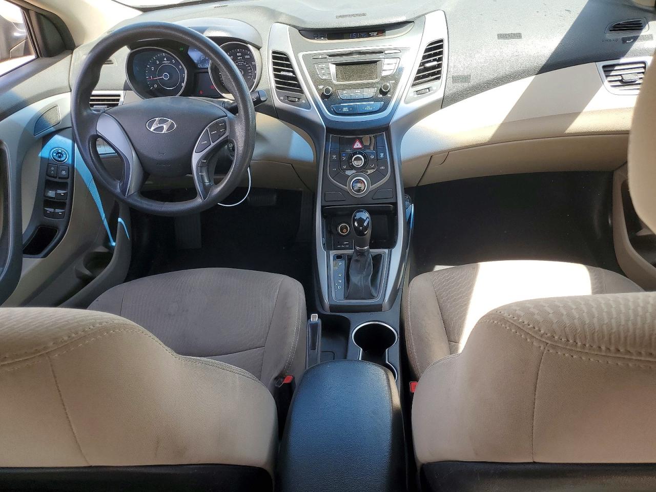 Hyundai ELANTRA Se