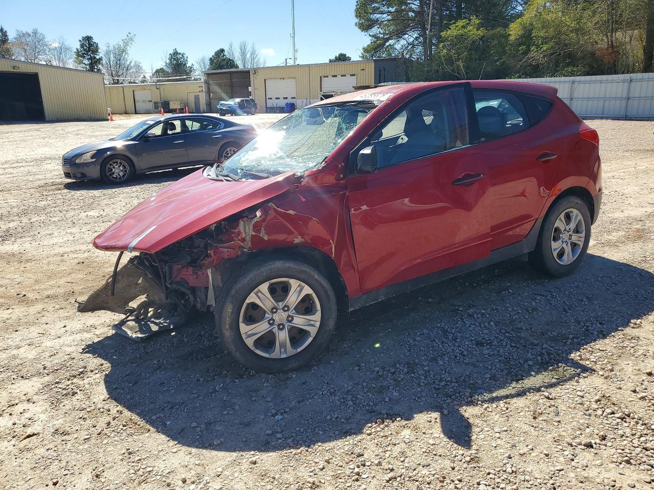 Salvage Hyundai TUCSON Image