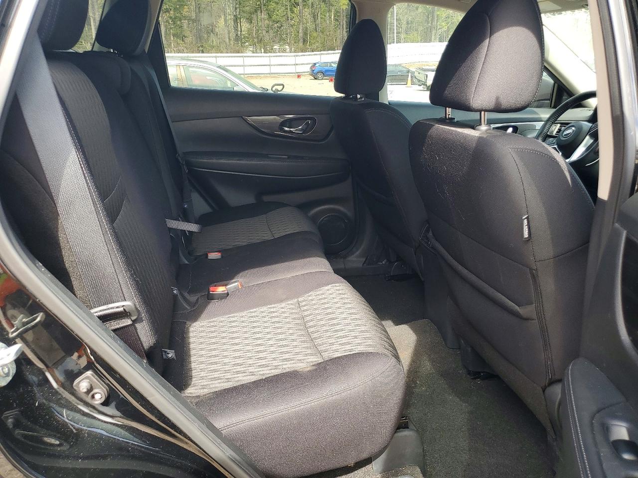 Nissan Rogue Sv