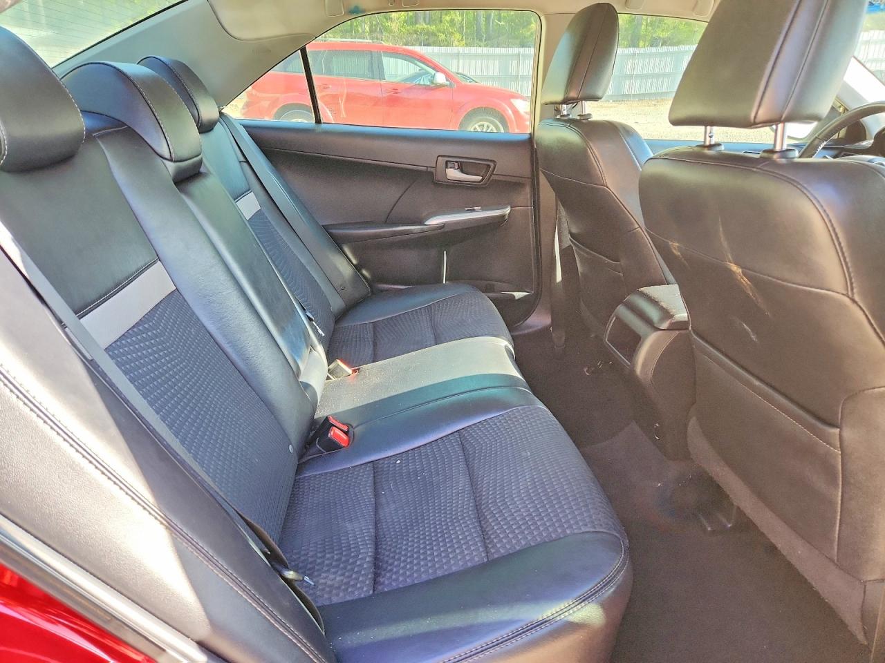Toyota Camry Se