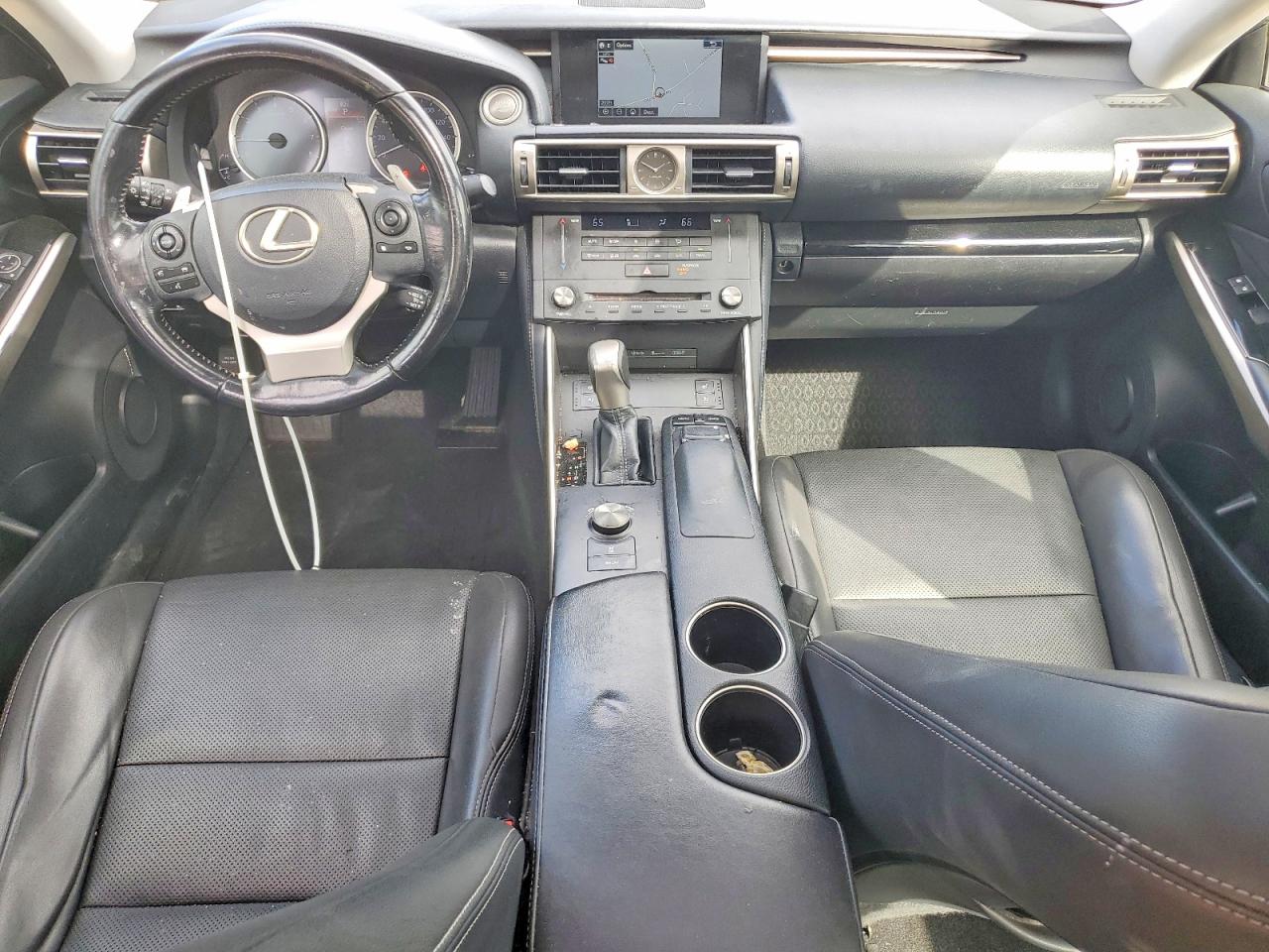 Lexus Is Base