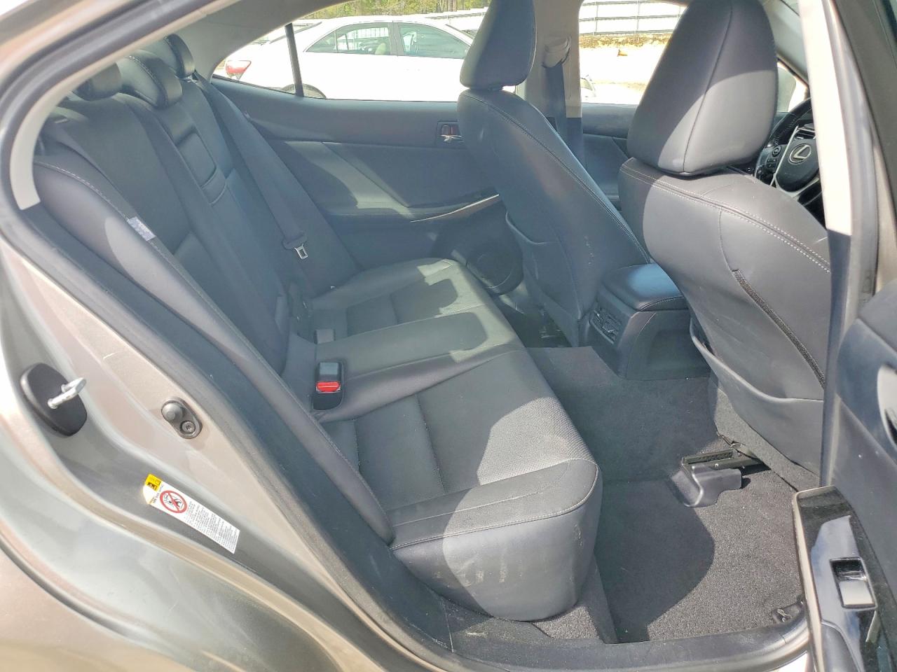 Lexus Is Base