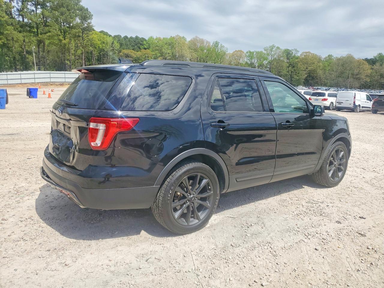 Ford Explorer Xlt