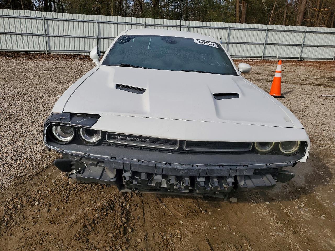 Dodge Challenger Sxt