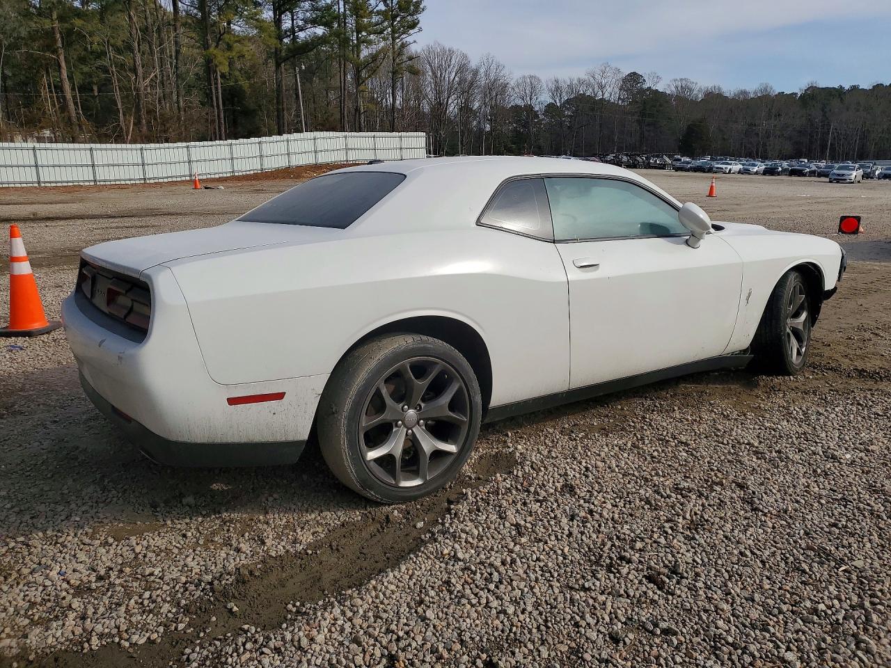 Dodge Challenger Sxt