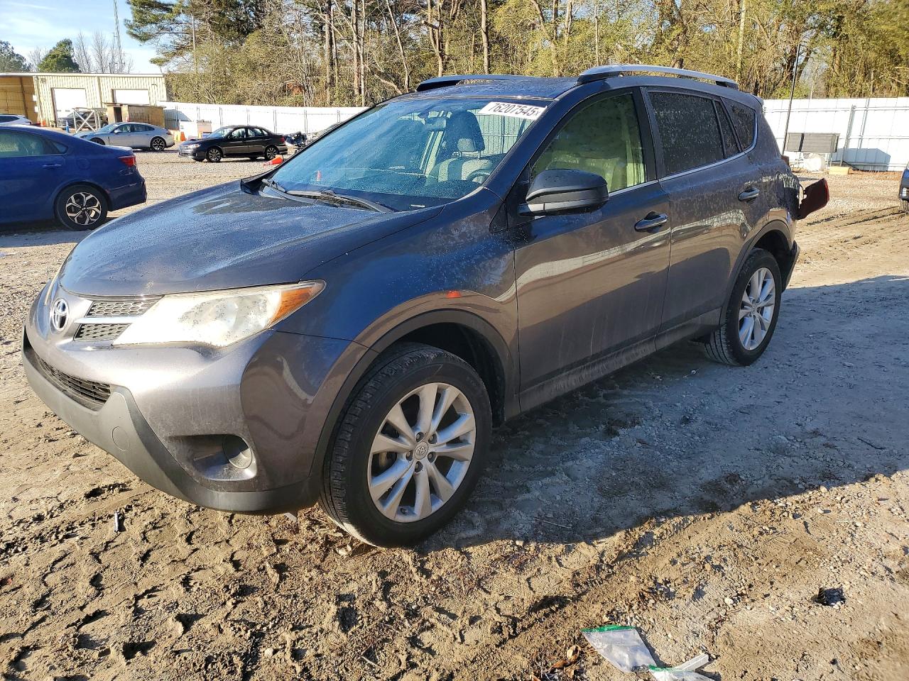 Salvage Toyota RAV4 Image