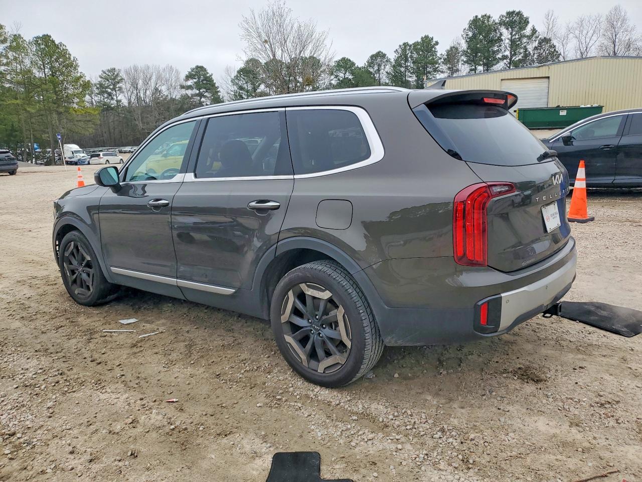 Kia Telluride S