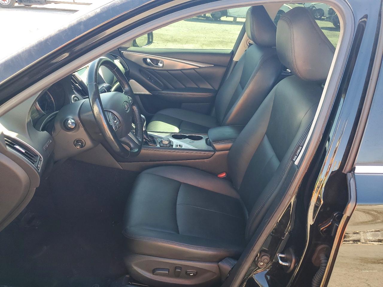 INFINITI Q50 3.0t Premium