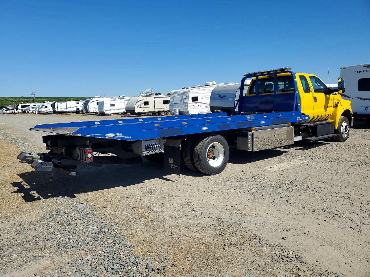 Ford F-650 Super Crewzer