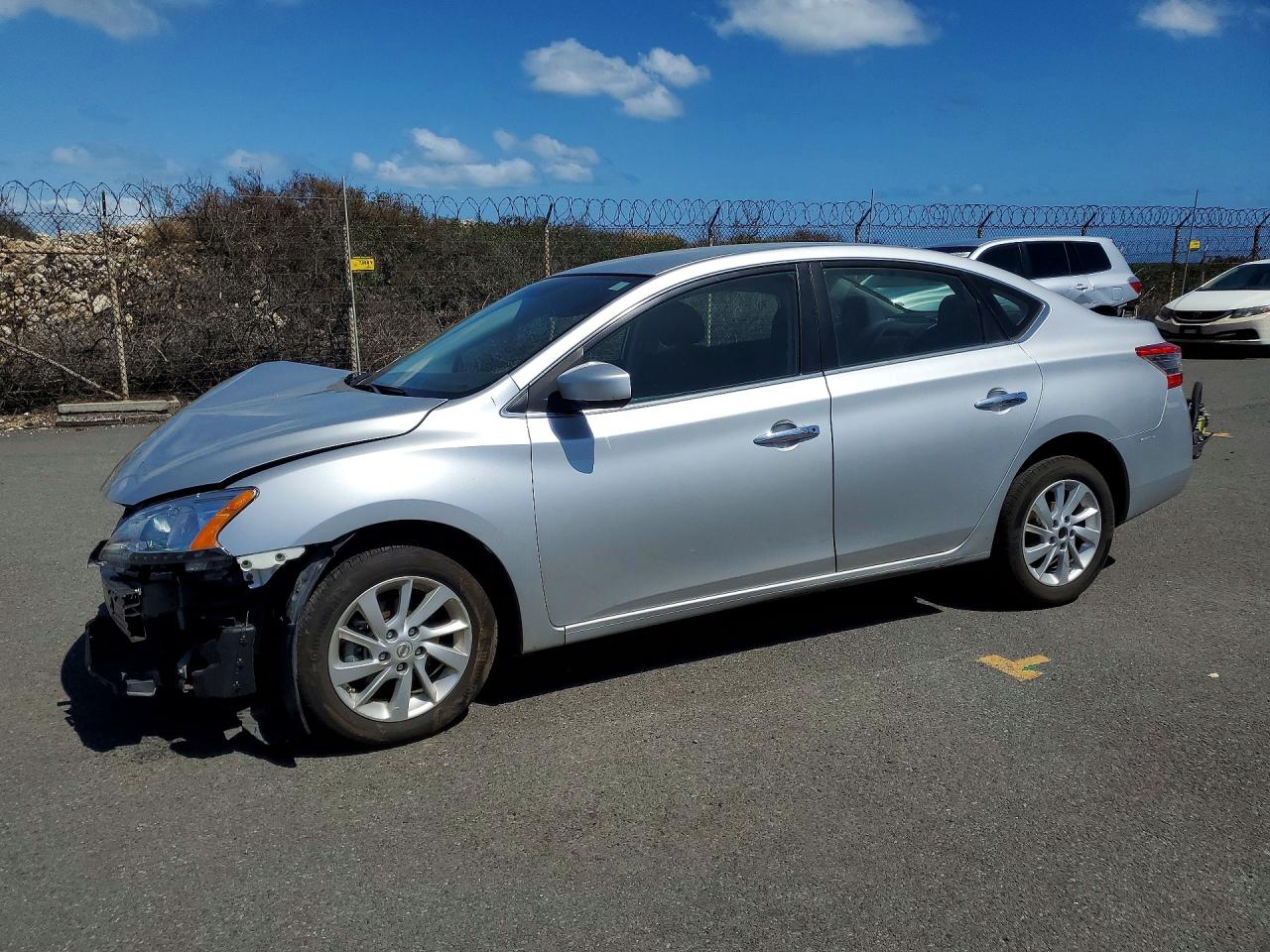 Salvage Nissan Sentra Image