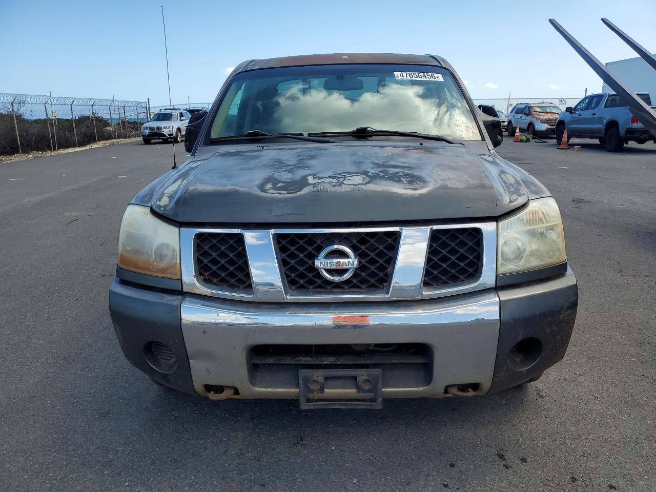 Nissan Titan