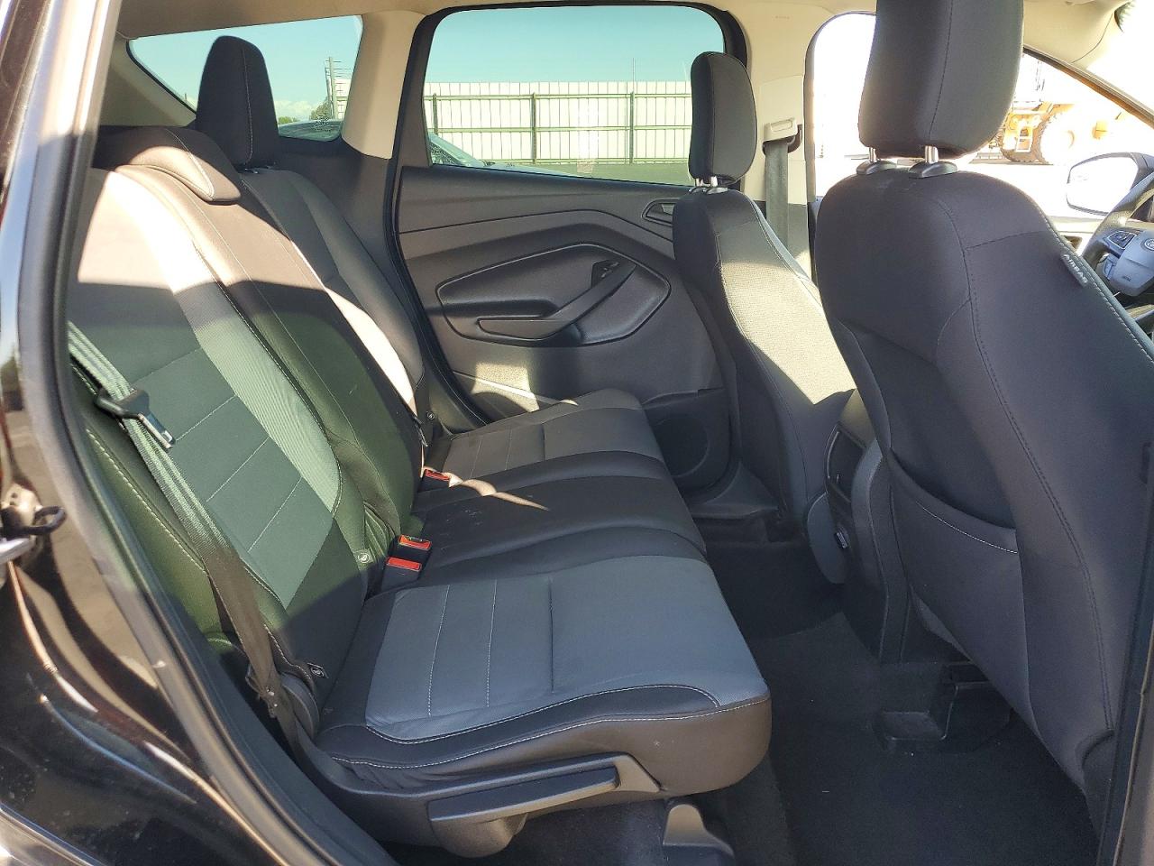Ford Escape S
