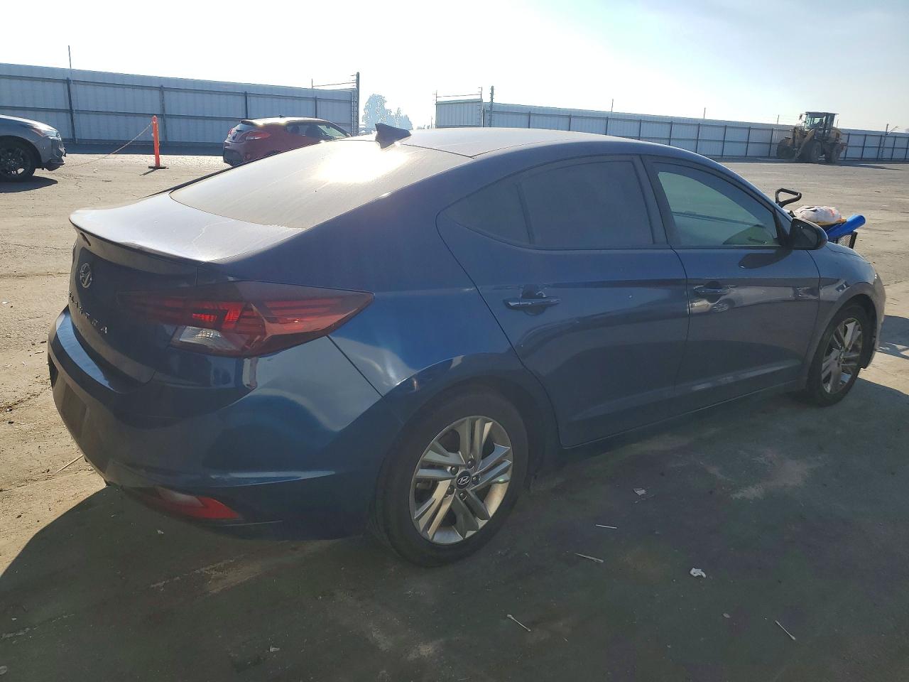 Hyundai ELANTRA Sel