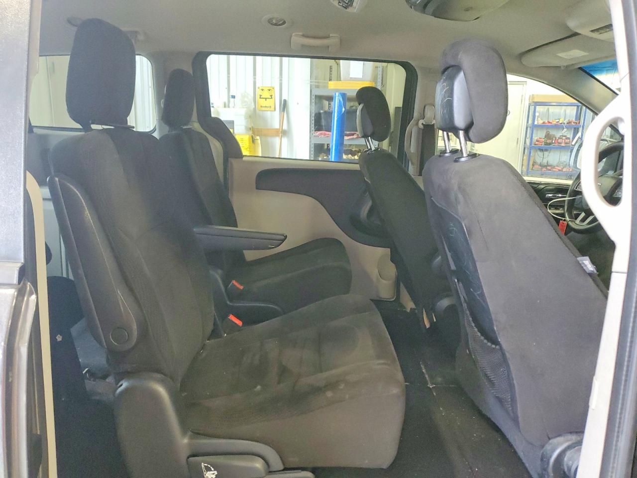 Dodge Caravan Sxt